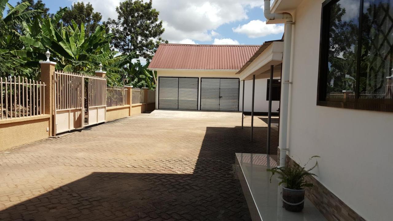 Kilimanjaro Country House モシ エクステリア 写真