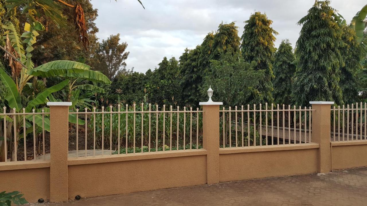 Kilimanjaro Country House モシ エクステリア 写真